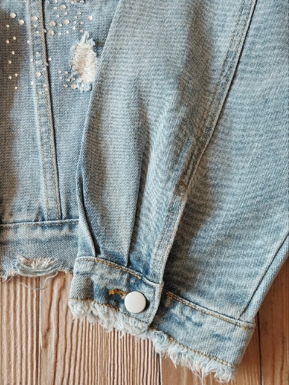 Light Wash Rhinestone & Distress Denim Jacket - Picture 6 of 9